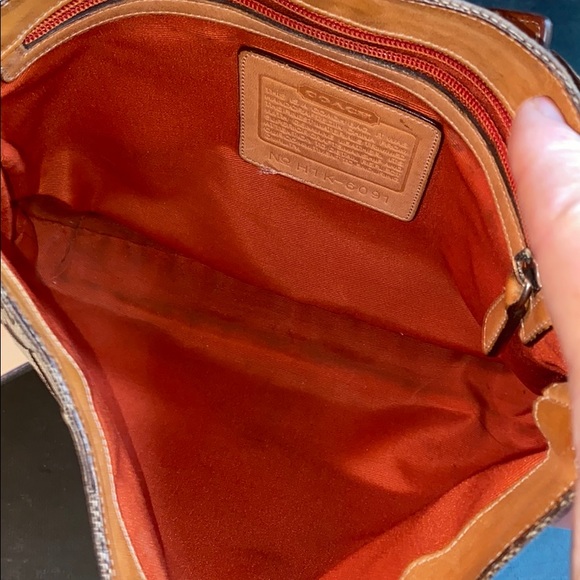 Vintage Signature Coach Purse - Picture 4 of 7